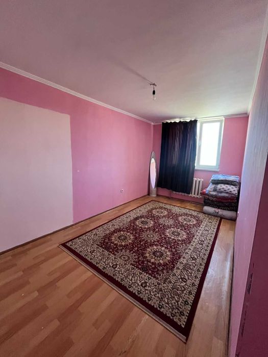 Продаётся самая дешёвая 3-комнатная квартира на НУРСАТЕ. Этаж 8 из 9.