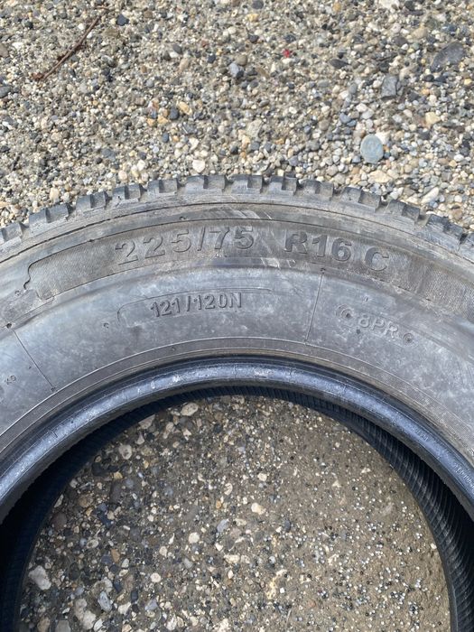 anvelope 225/75/16 C m+s