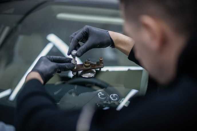 СКОЛ и ТРЕЩИНА на лобовом стекле. Ремонт реставрация автостекол. ВЫЕЗД