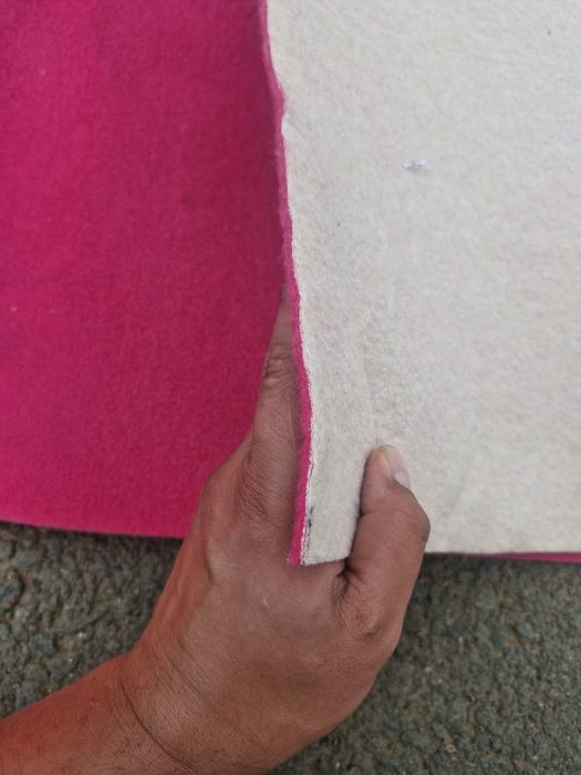 Ковролан теплый проризинен посередине