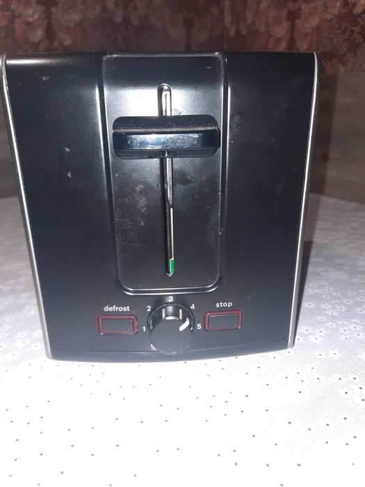 Электрический тостер Bosch.