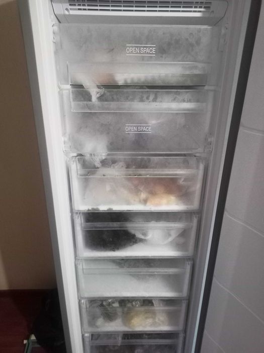 Морозильная камера Ariston Hotpoint