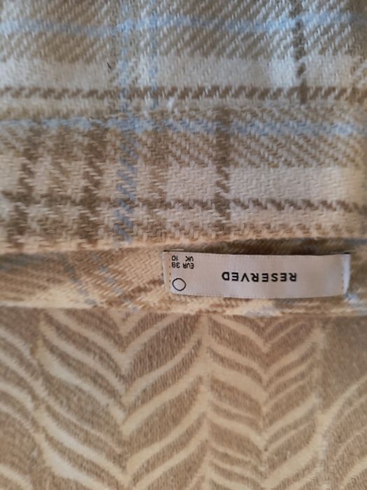 Дамска пола Reserved