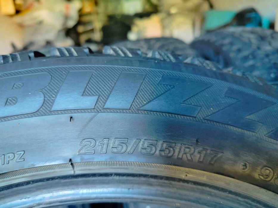 Шины зимние bridgestone