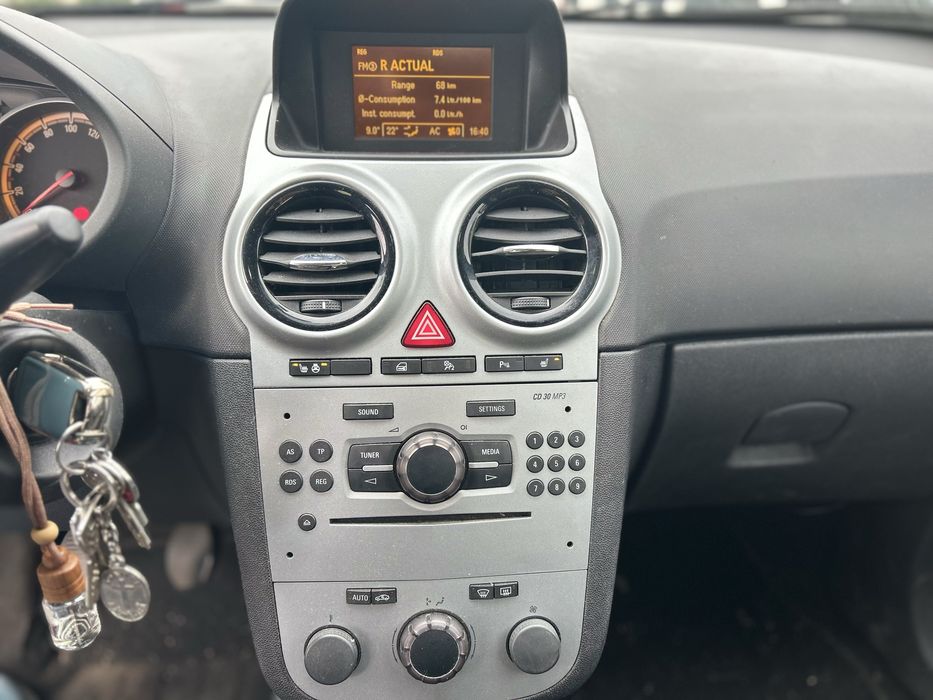 Opel Corsa D, 1.2 benzina 2013