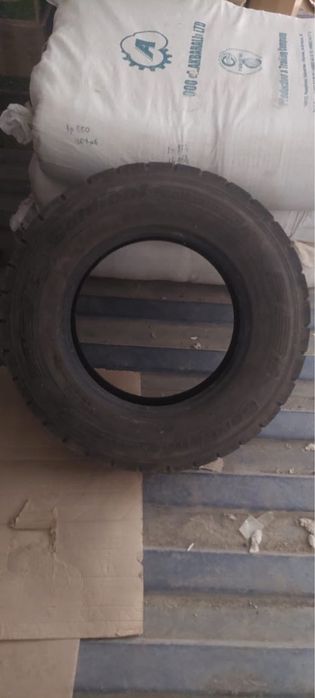 Автошины  215/75/17,5