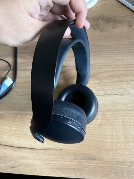 Продам наушники Sony PS