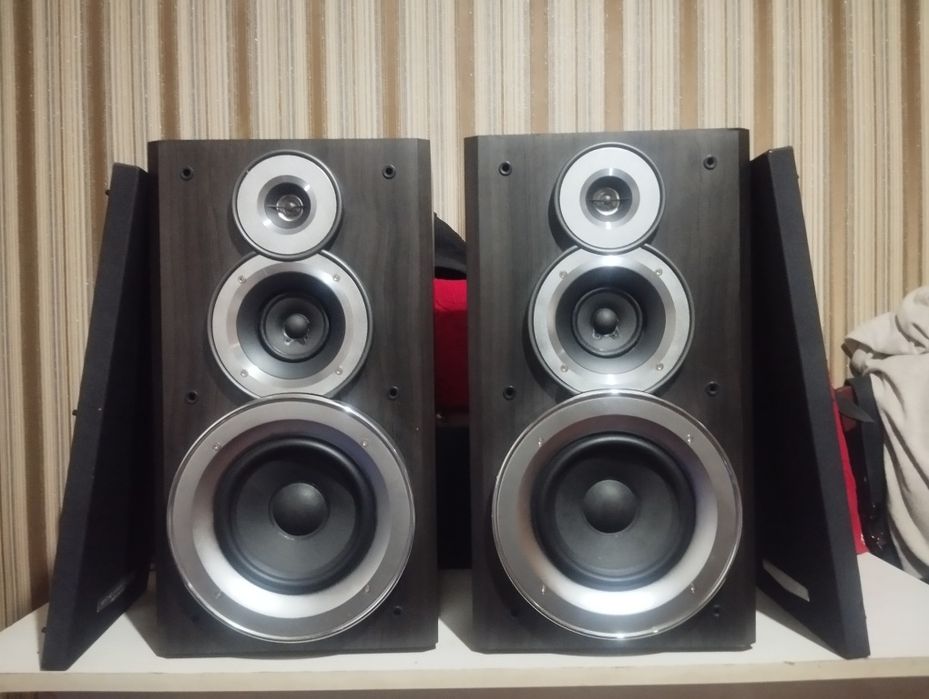 Колонки акустические.