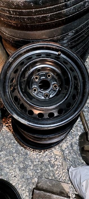 Комплект шин R16