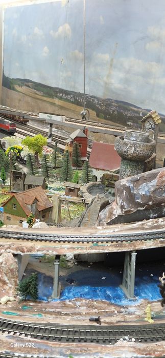 Trenuleț electric ho cu diorama