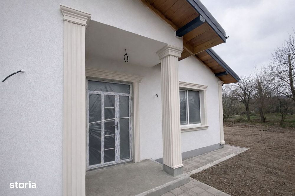 Casa Tomesti Iasi 3 camere, CANALIZARE si ASFALT!