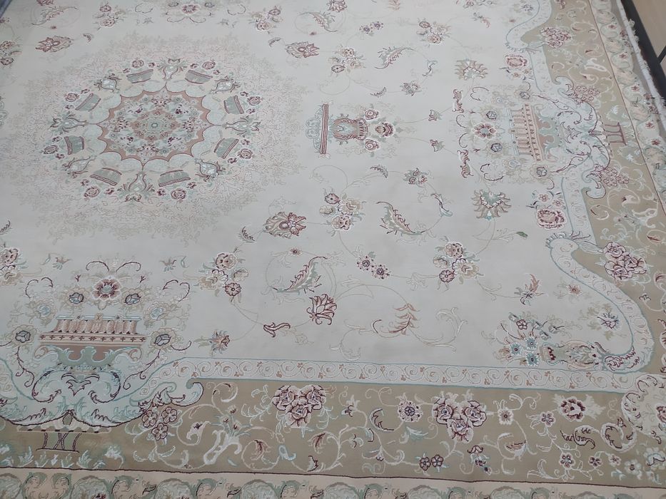 Продам ковры 2,5*3,5