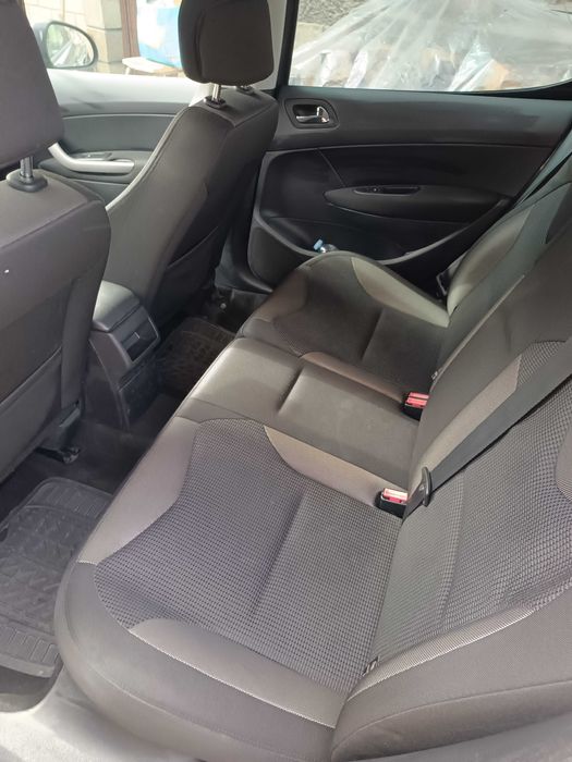 Пежо 308 1.6hdi 109k.