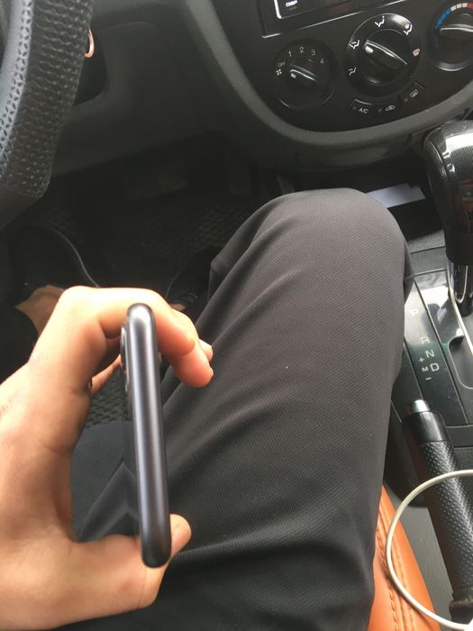 Iphone 11sirochi sotiladi