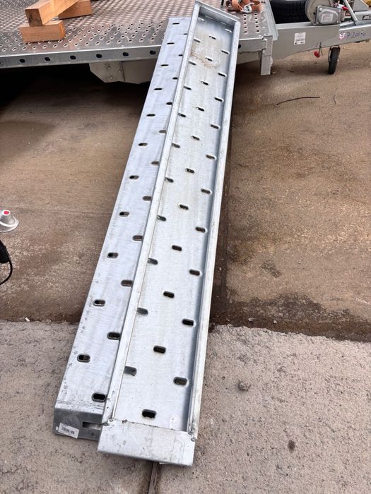 Стоманени пътеки рампи 2.5х30 3.5 т