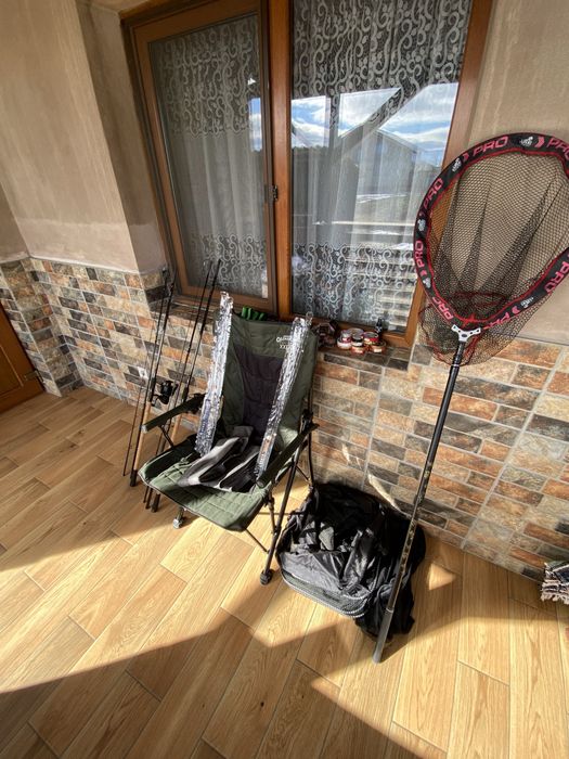 Echipament de pescuit la method feeder