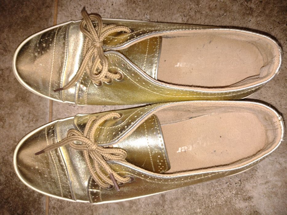 Дамски маратонки ,номер 39,40