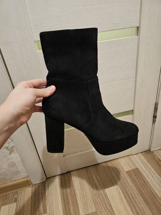 Сапоги новые, описание в объявлении