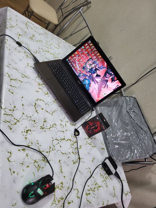 Ноутбук офисный Asus