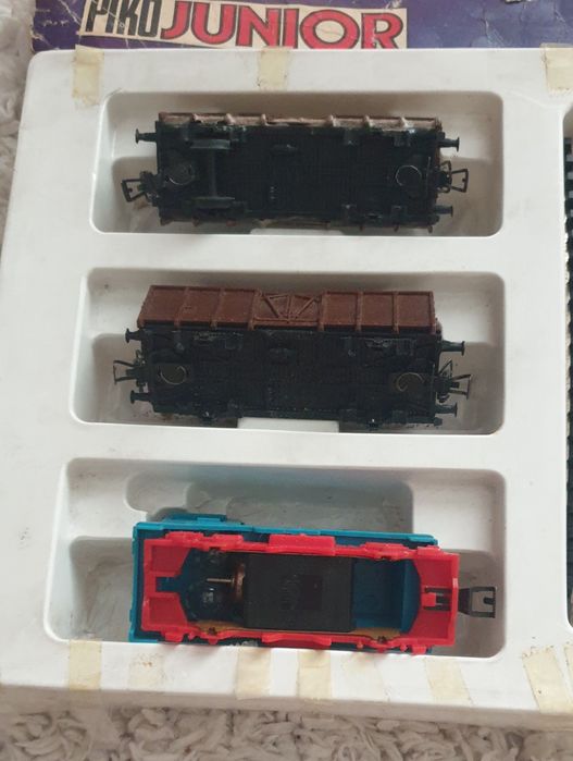 Продавам стартови комплекти Piko HO  1/87 E44