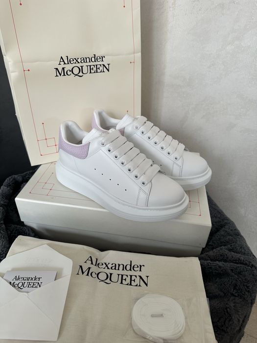 Alexander McQueen Oversized White Light Pink Powder