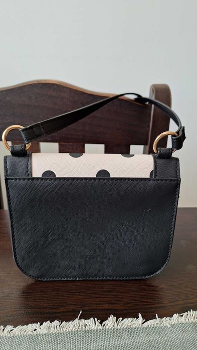 Малка дамска чанта