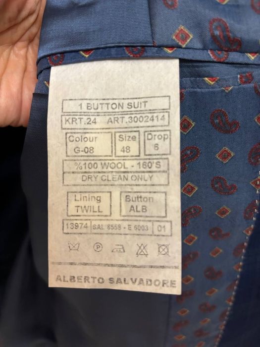 Мужской стильный костюм