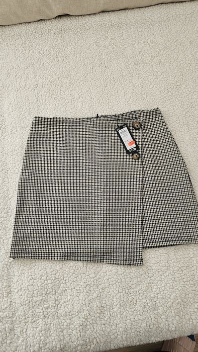 Дамска къса пола