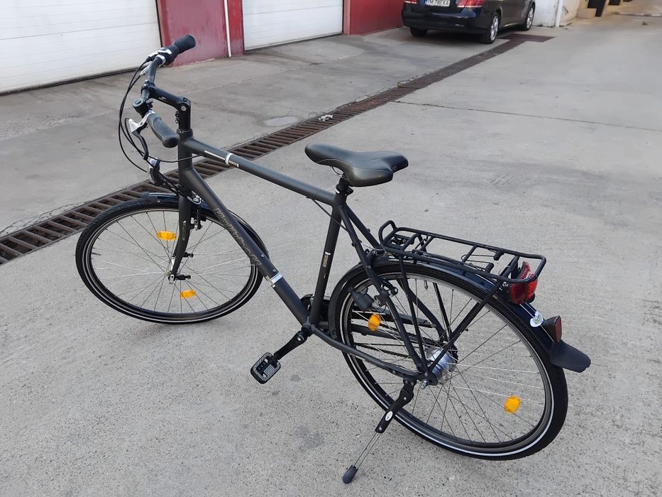 Vând bicicleta din aluminiu pentru bărbați înalți