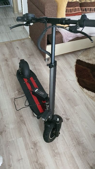 Trotineta electrica aproape nouă 1250 lei