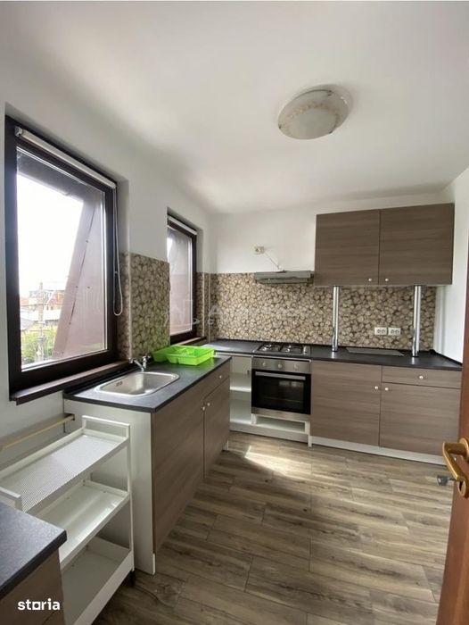 3 camere in vila Bucurestii Noi spatios, luminos