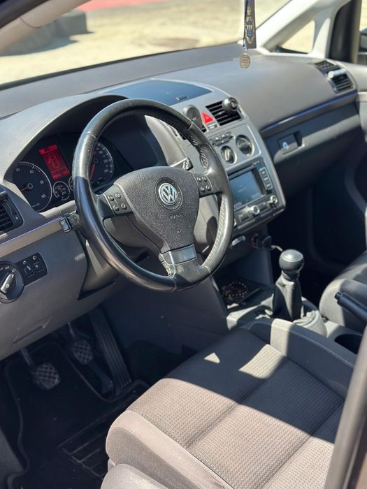 VW TOURAN  2009 1.9 BLS 7 LOCURI