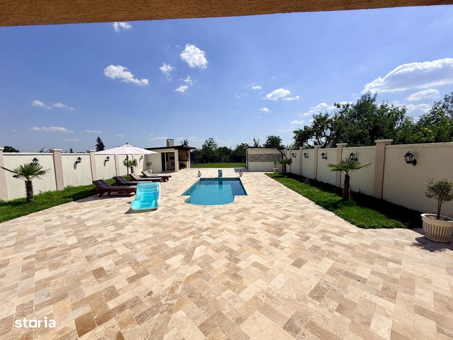 Vila de lux cu piscina