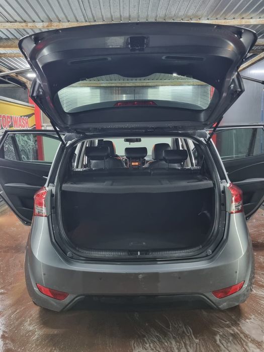 Hyundai    IX20  masina pentru pretentiosi