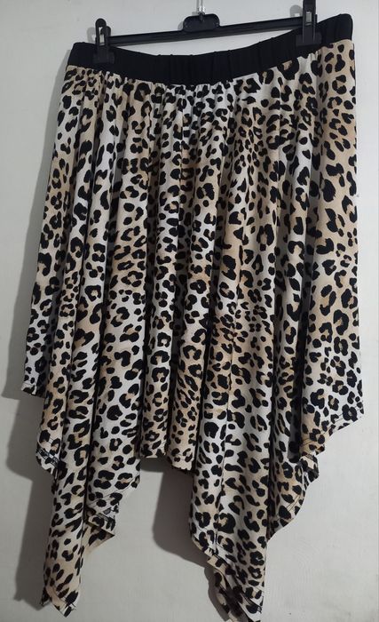 Пола за по- едри дами в животински принт