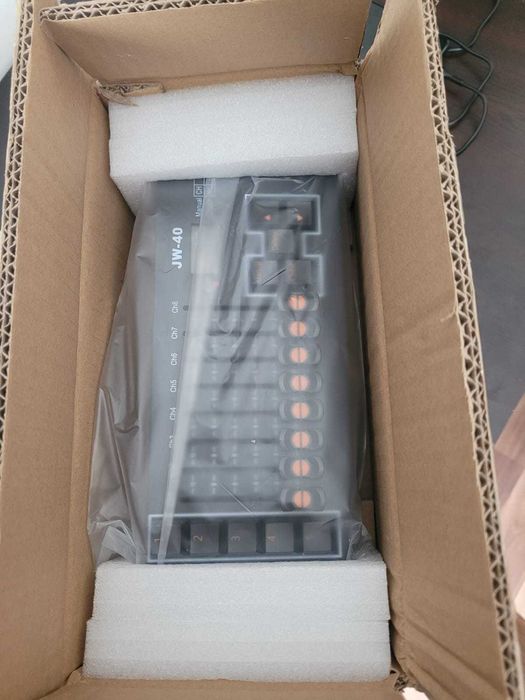 Dmx controler portabil cu acumulator pentru lumini / alte echipamente