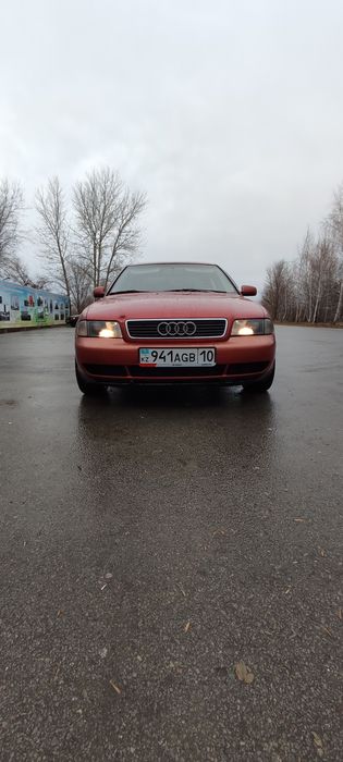 Ауди А4 2.6 автомат