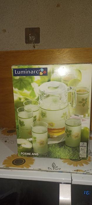 Продаю новый графин со стаканами Luminaric