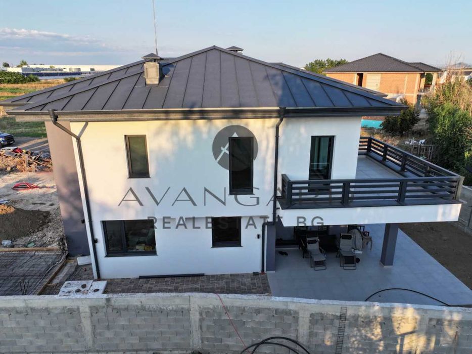 Продава се Къща в с. Радиново, Област Пловдив - 245 кв.м за 1245 €/кв.м - Снимка #9