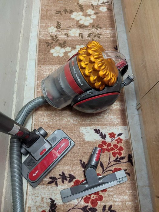 Dyson прахосмукачки