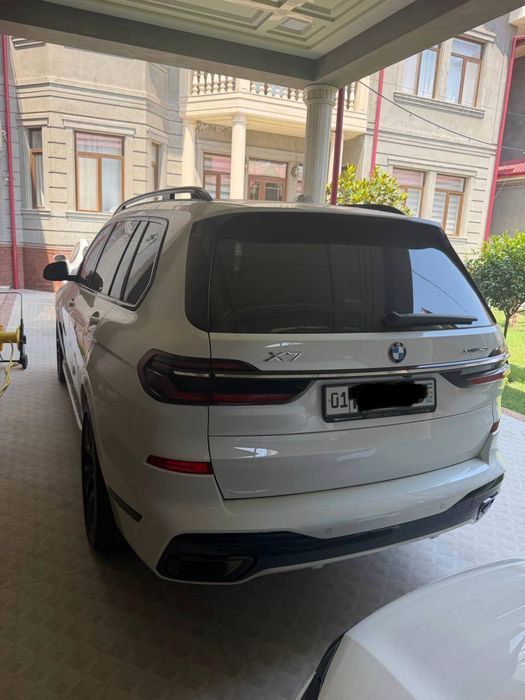 Nasiya savdoga Bmw X7 40i