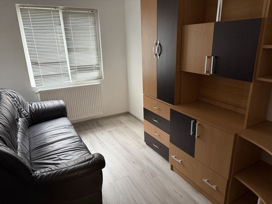 Apartament 3 camere de inchiriat