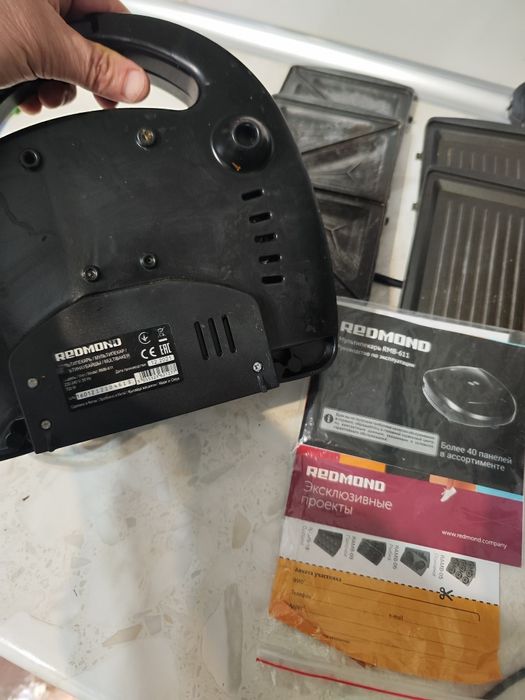 Мультипекарь Redmond