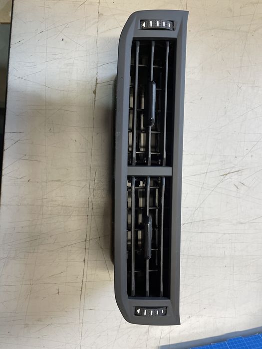 Grila aerisire centrala vw t-cross