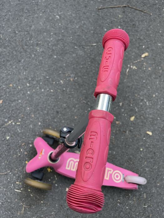 Trotineta Mini Micro, reglabila pe inaltime
