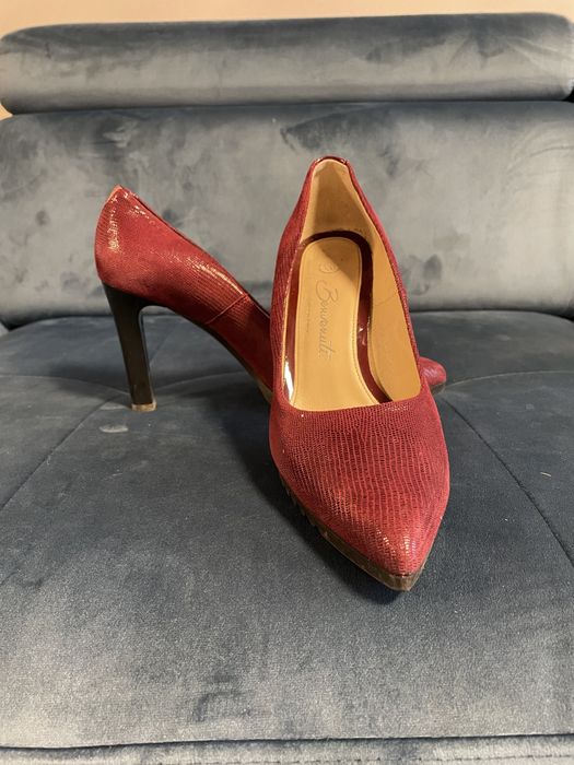 Pantofi bordeaux