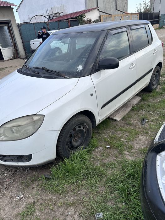 Dezmembrez skoda fabia 1.4 tdi BNM