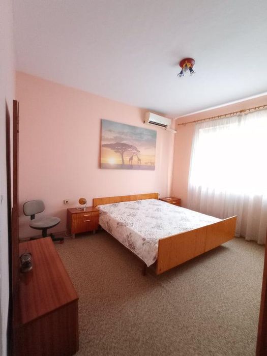 Дава се под наем Тристаен апартамент в Варна, Зимно кино Тракия - 90 кв.м за 500 € - Снимка #6