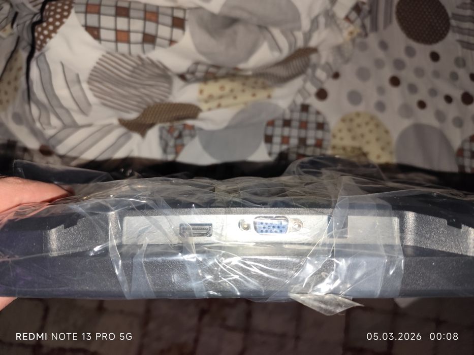 Монитор 24 дюйма