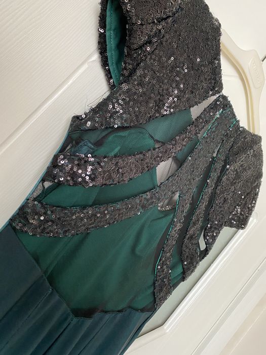 Дълга официална рокля